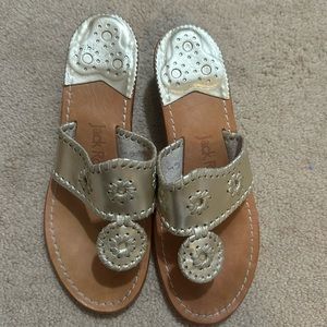 Jack Rogers Sandals Womens Size 6 Slip On Thong Gold Leather Classic Casual